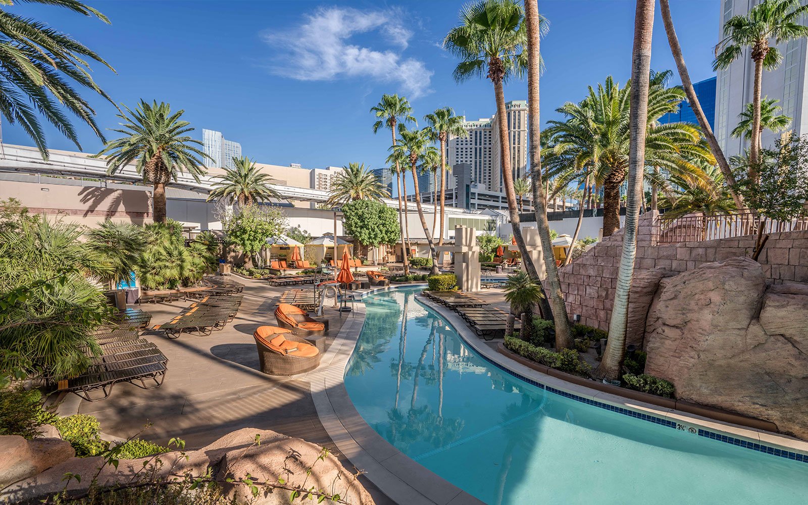 8 Best Vegas Day clubs with Pool Parties Las Vegas Entertainment